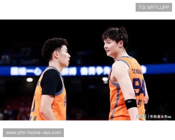 上海连续提速,王哲林低位发力稳住阵脚