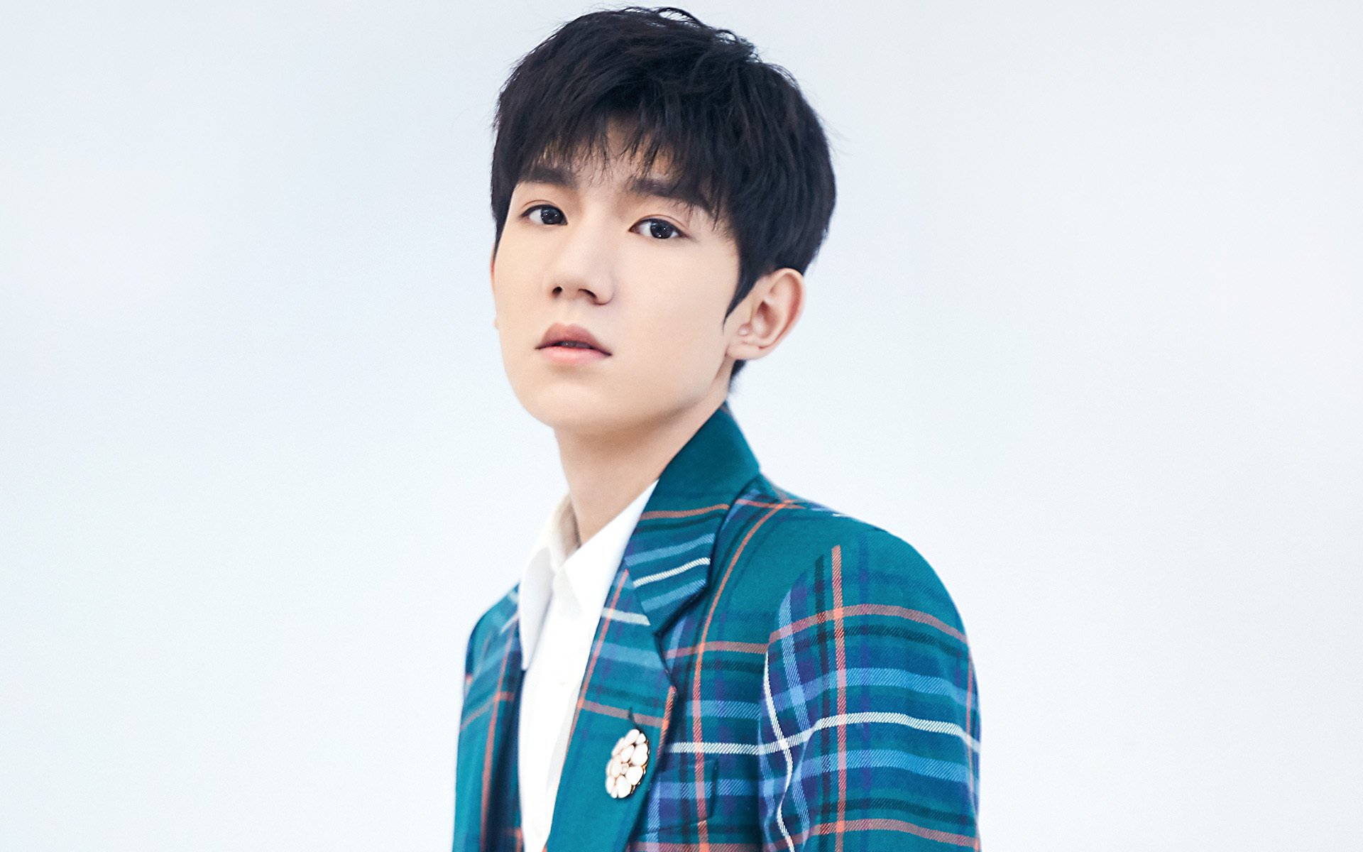 爱游戏登录-五大联赛球队控球节奏与对手压力构成战术破防关键，球队控卫