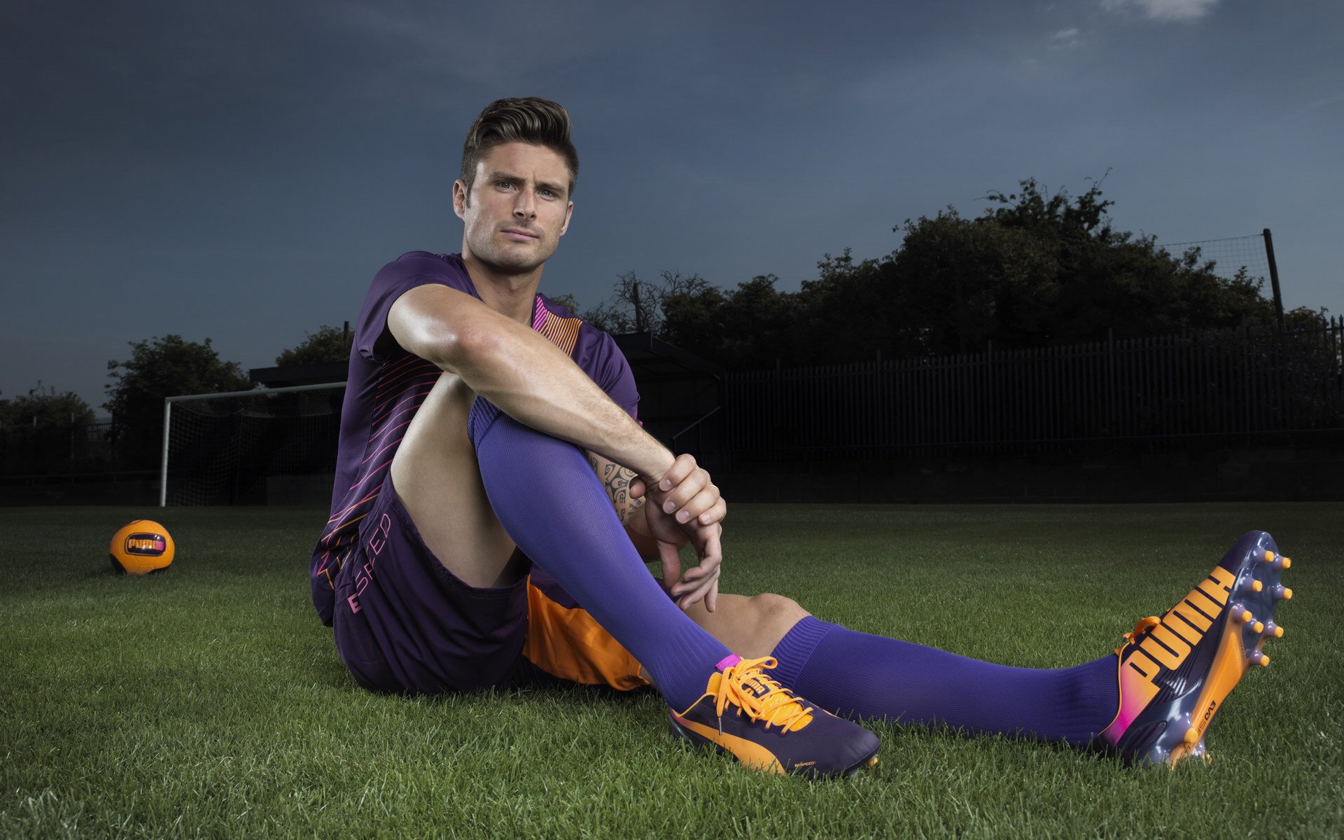 34-4，太疯狂！英超冠军轰34球9连胜完爆对手，位居英超前2，英超38轮顺序